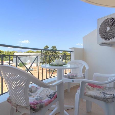 Lovely Apartment Xylokastro 2Nd Floor Exterior foto
